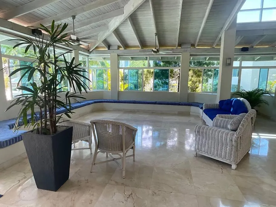Apartment Amazing Beach And Golf Condo Playa Dorada Cantabria