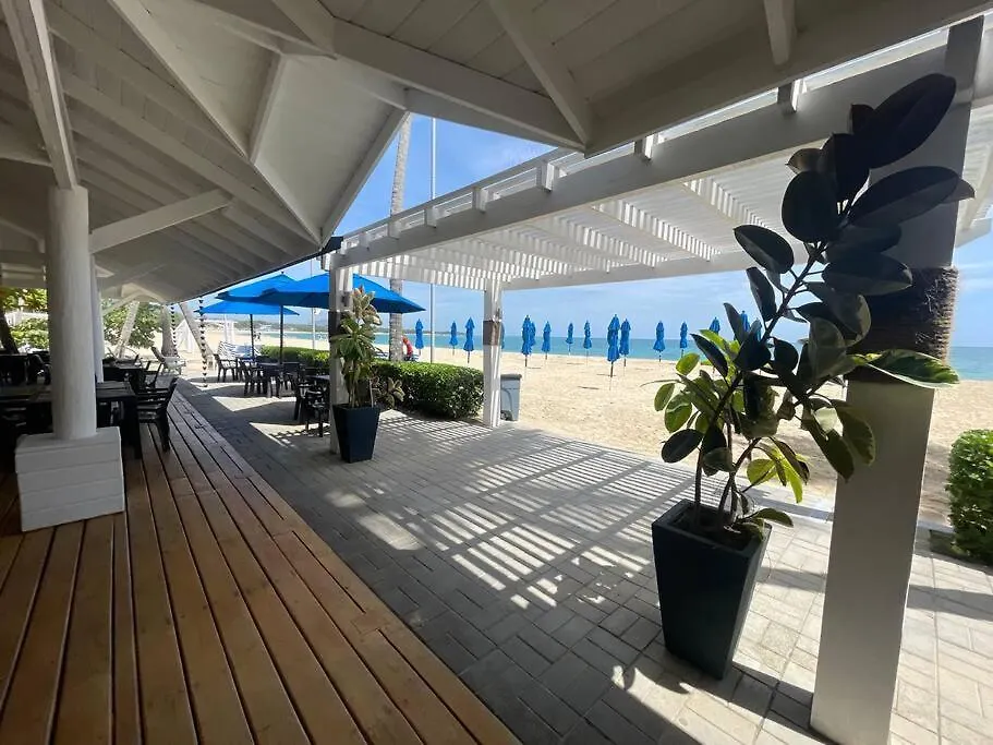 Apartment Amazing Beach And Golf Condo Playa Dorada Cantabria